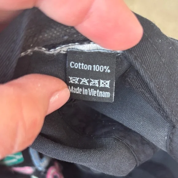 Hobby Lobby Black 'Be Kind' Cap - Picture 2 of 6